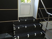 Укладка резинового покрытия в фитнес-клубе